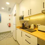 Azimute 4 - T0 Moderno Centro Historico Angra 앙그라두에루이스무