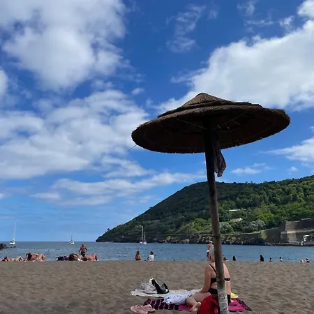 Azimute 4 - T0 Moderno Centro Historico Angra *