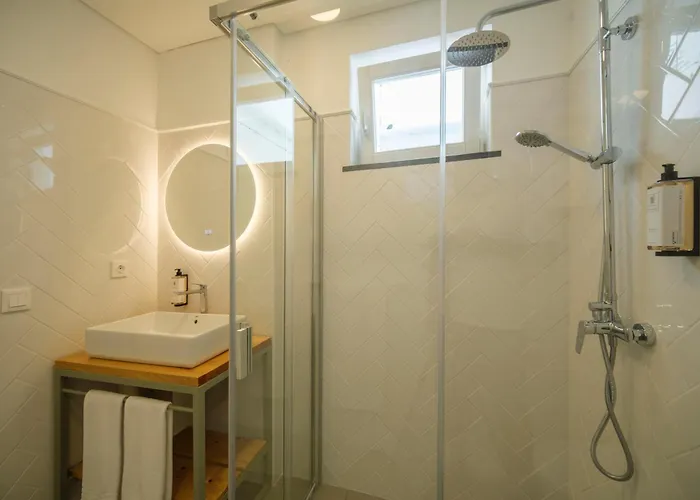 Azimute 4 - T0 Moderno Centro Historico Angra