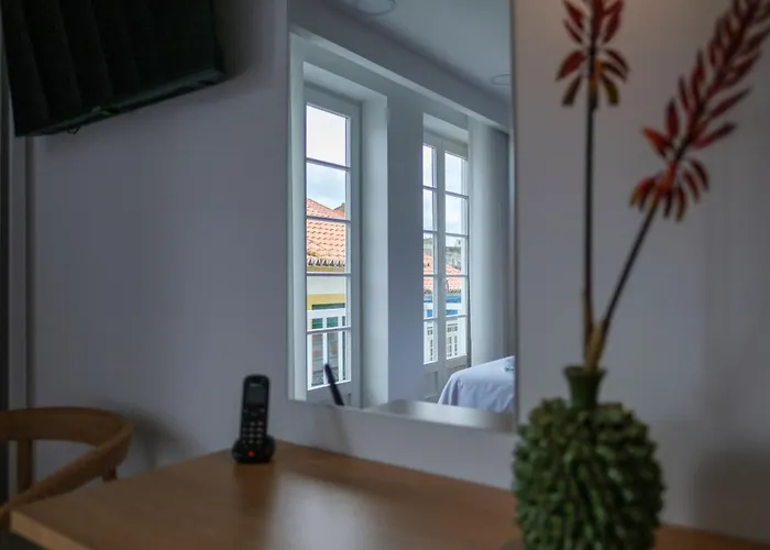 Azimute 4 - T0 Moderno Centro Historico Angra * アングラ・ド・エロイーズモ