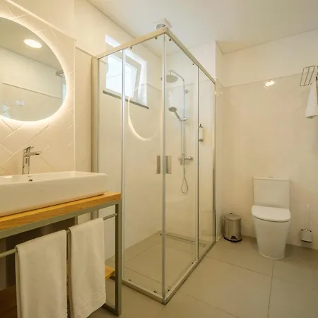 Azimute 4 * Angra do Heroísmo