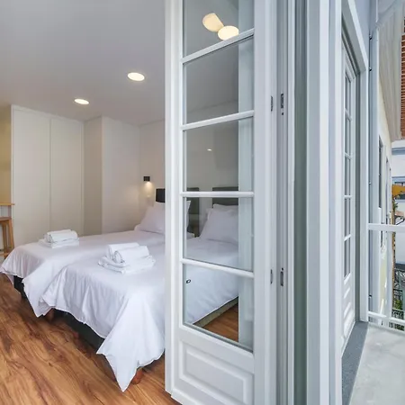 Azimute4 T0 Moderno Centro Historico Angra Angra do Heroísmo