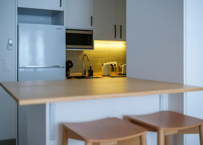 아파트 Azimute 4 - T0 Moderno Centro Historico Angra 앙그라두에루이스무