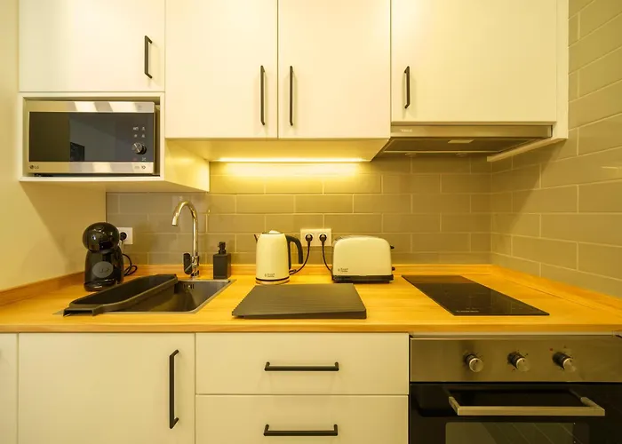 Azimute 4 - T0 Moderno Centro Historico Angra * 앙그라두에루이스무